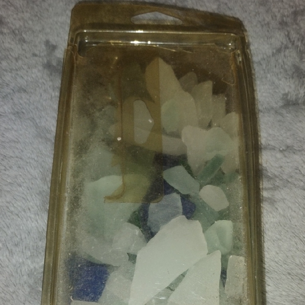 Milestones Tumbled Beach Glass Mosaic Pack - Picture 3 of 3